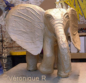 fabrication d'un elephanteau en paper mache