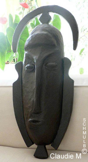 Masque africain en papier carton